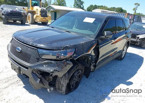 2025 Ford Police Interceptor из США, поврежденный, VIN 1FM5K8AC2SGB05460